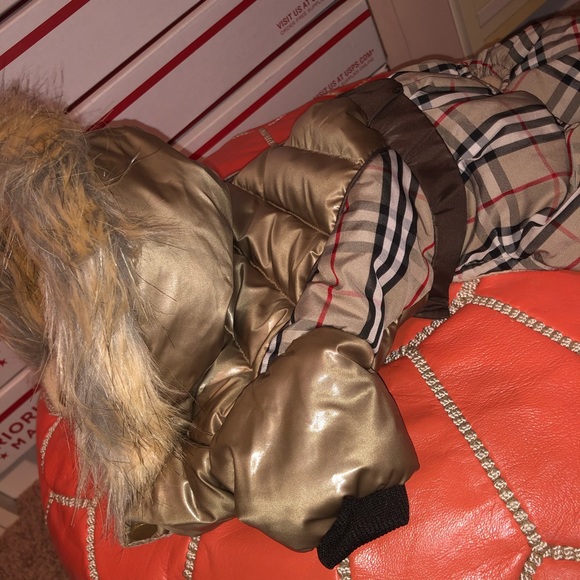 Designer Pooch Plaid Dog Coat w Faux Fur - Picture 8 of 14